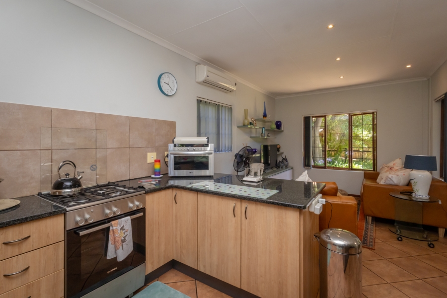 2 Bedroom Property for Sale in The Coves North West